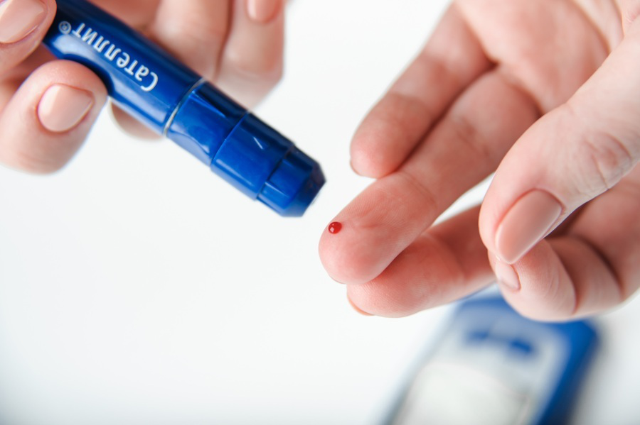 负氧离子疗法可以不打针不吃药治疗糖尿病，